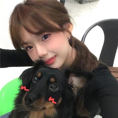 穿黄靴子的女孩